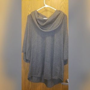 Short sleeved sweater